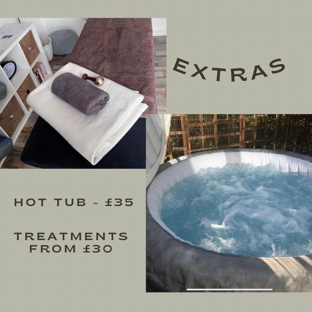 Hideaway Cabin For Two On Edge Of New Forest 힌튼 외부 사진